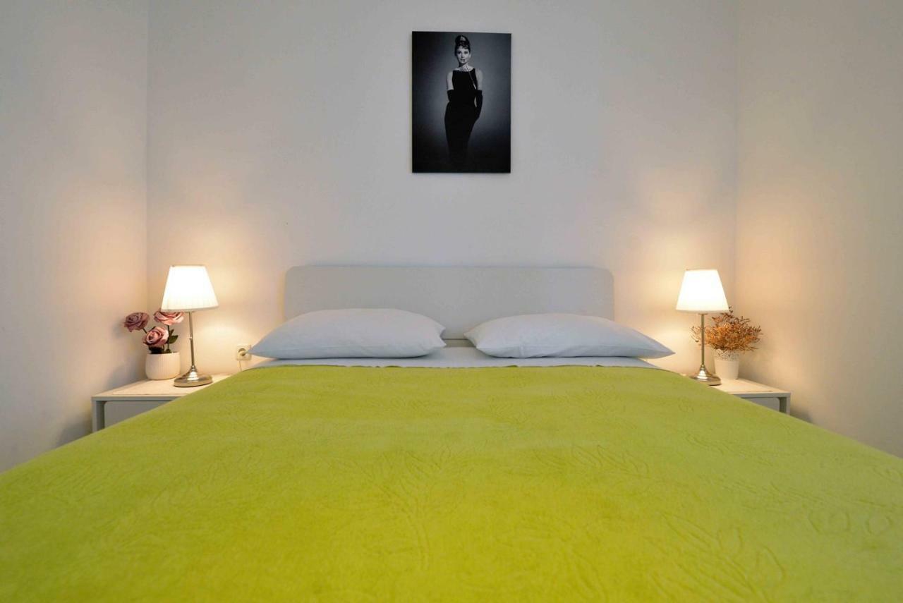 Apartment Kristina Муртер Екстериор снимка